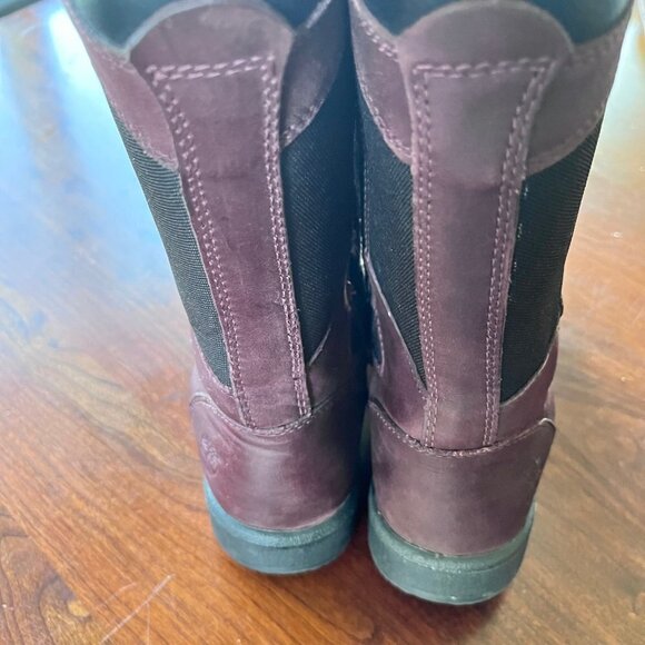 Timberland Girls Tall Purple and Black Leather Lace Up Boots- Size 5 - Picture 7 of 11